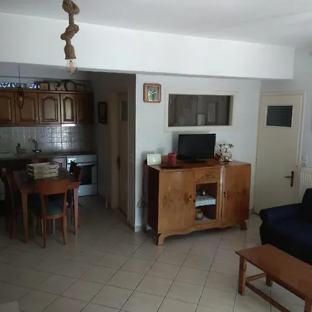 Paporaki 22495 بيت للعطل